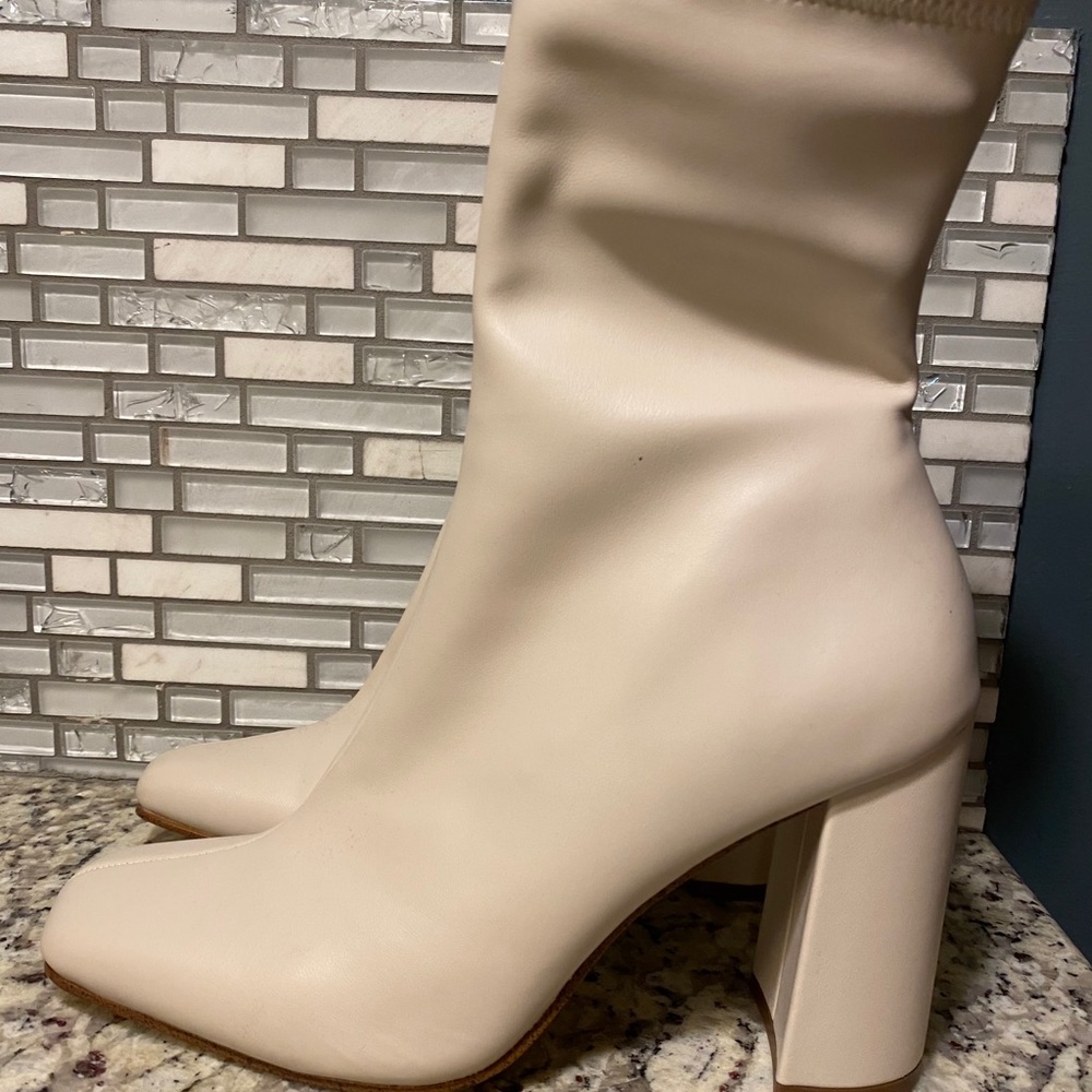 Steve Madden Lynden booties